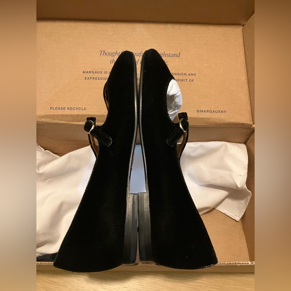 RARE GORGEOUS Margaux Black Velvet Mary Jane Flat NIB Perfect Size 37 7 N Narrow - Picture 7 of 10